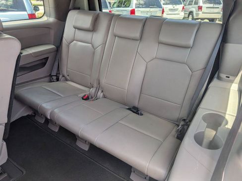 Used 2009 Honda Pilot Touring image 11