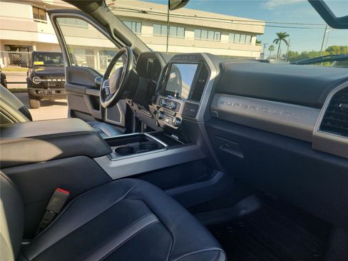 Used 2022 Ford F250 Platinum w/ Tremor Off-Road Package image 29