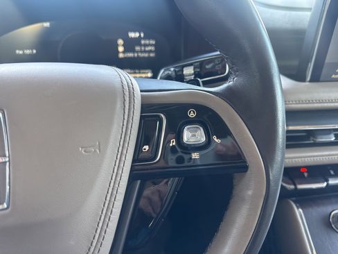 Used 2020 Lincoln Aviator Reserve w/ Equipment Group 202A image 27