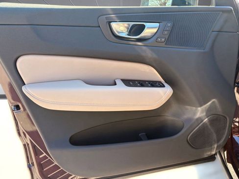 New 2026 Volvo XC60 B5 Plus w/ Climate Package image 22