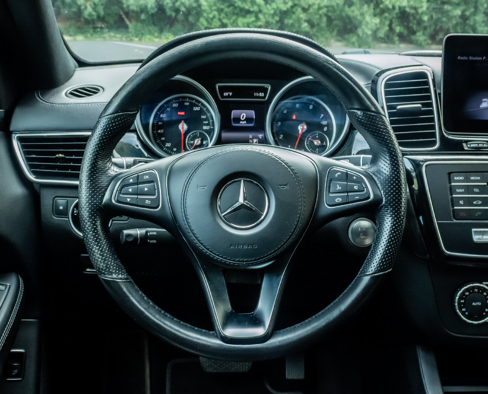 Used 2019 Mercedes-Benz GLS 450 4MATIC w/ Premium 1 Package image 17