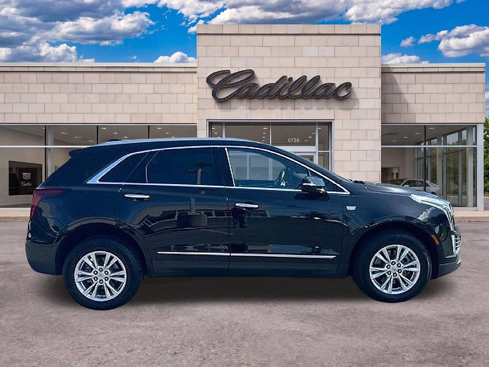 Used 2023 Cadillac XT5 Luxury FWD image 5