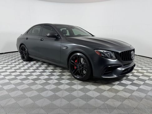 Used 2019 Mercedes-Benz E 63 AMG S w/ Driver Assistance Package image 4
