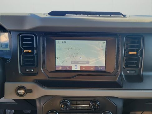 Used 2021 Ford Bronco Badlands image 21