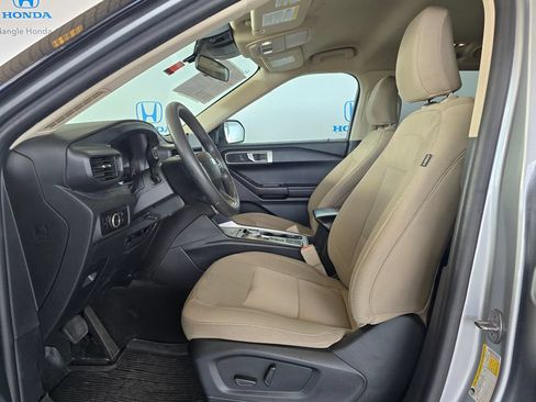 Used 2023 Ford Explorer 2WD image 7