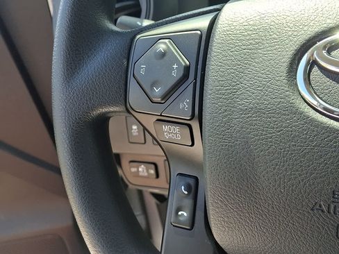 Used 2023 Toyota Tacoma SR AWD/4WD image 22