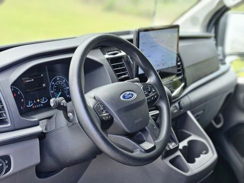 Used 2024 Ford Transit 350 XLT RWD image 12