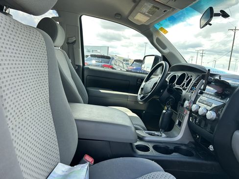 Used 2010 Toyota Tundra 2WD Double Cab w/ TRD Off-Road Pkg image 12