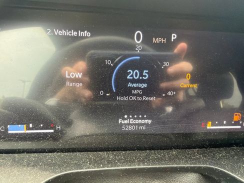 Used 2023 Jeep Grand Cherokee L Limited w/ Luxury Tech Group II AWD/4WD image 19