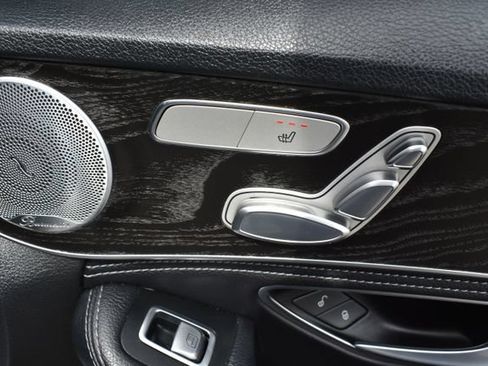 Used 2015 Mercedes-Benz C 300 4MATIC Sedan w/ Premium 1 Package image 44