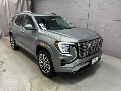 New 2027 GMC Terrain Denali w/ LPO, Floor Liner Package AWD/4WD image 5