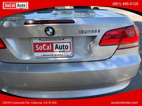 Used 2009 BMW 328i Convertible image 25