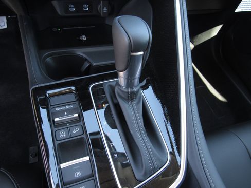 Certified 2025 Acura ADX FWD image 23