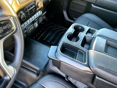 Used 2021 Chevrolet Silverado 2500 W/T w/ WT Convenience Package image 13