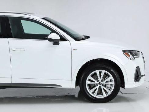 Used 2025 Audi Q3 2.0T Premium Plus w/ Premium Plus Package AWD/4WD image 58