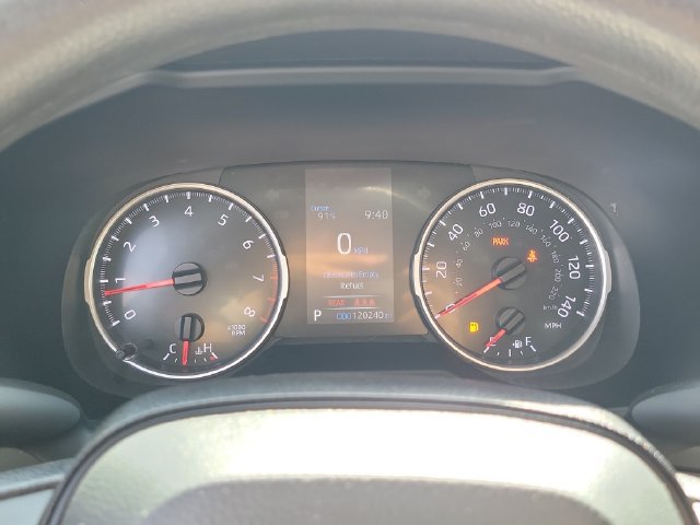 Used 2022 Toyota RAV4 LE AWD/4WD image 9