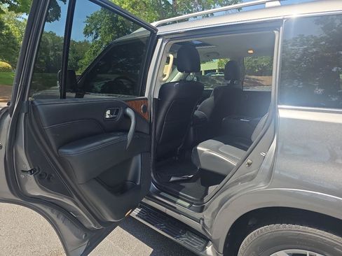 Used 2019 INFINITI QX80 Luxe AWD/4WD image 15
