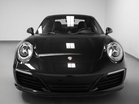 Certified 2017 Porsche 911 Carrera S image 8
