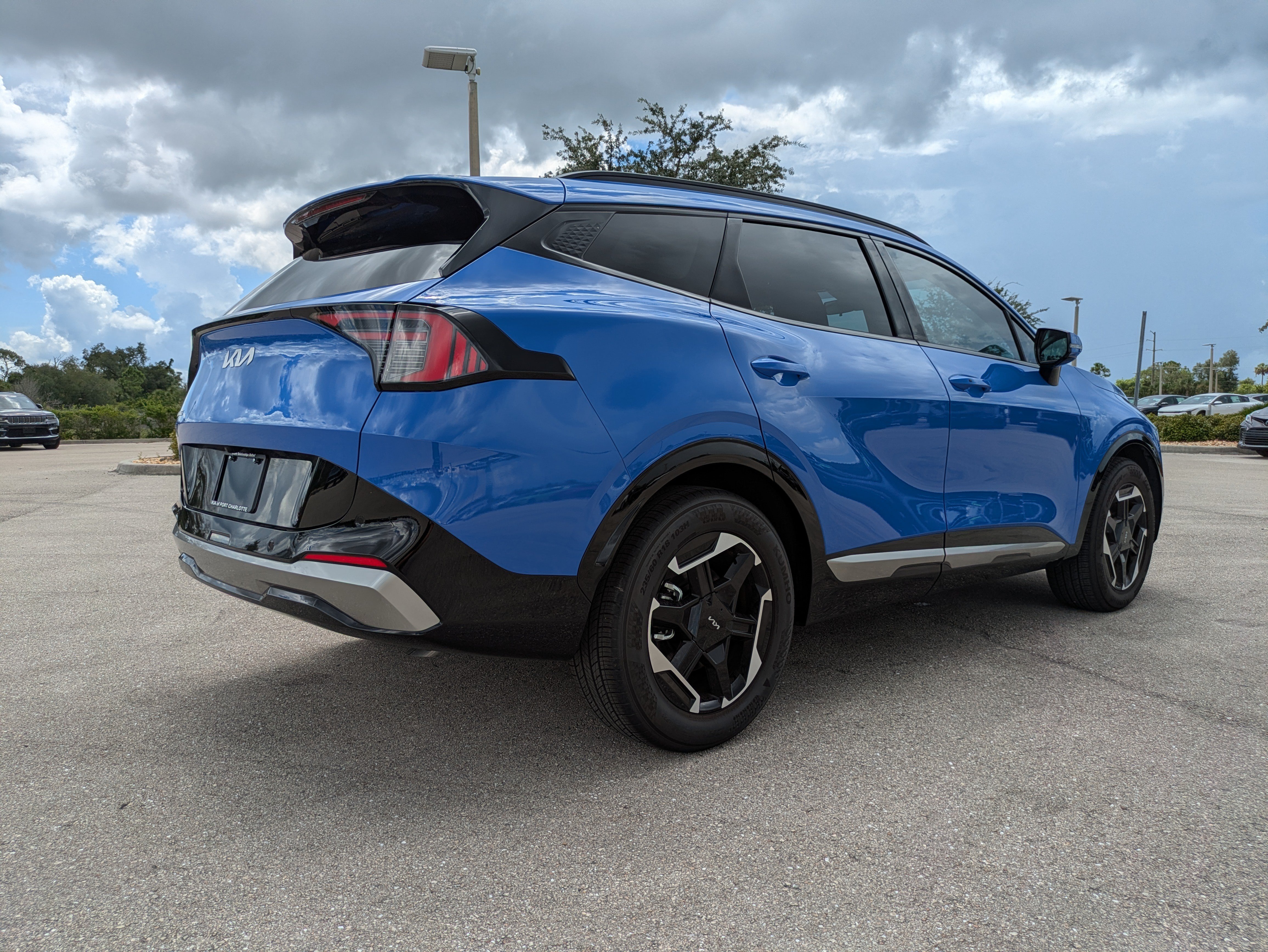 New 2026 Kia Sportage SX FWD image 4