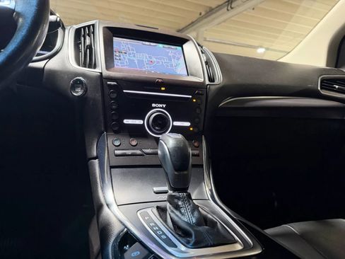 Used 2015 Ford Edge Titanium w/ Equipment Group 301A AWD/4WD image 15