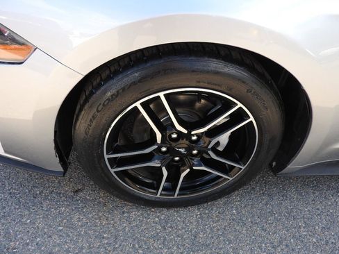 Used 2020 Ford Mustang Premium image 18