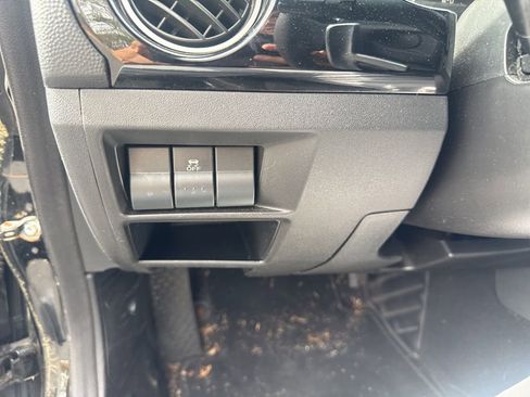 Used 2013 MAZDA MX-5 Miata Club image 9