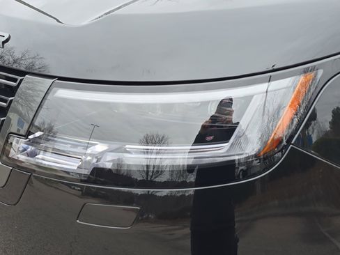 New 2026 Land Rover Range Rover SE image 31