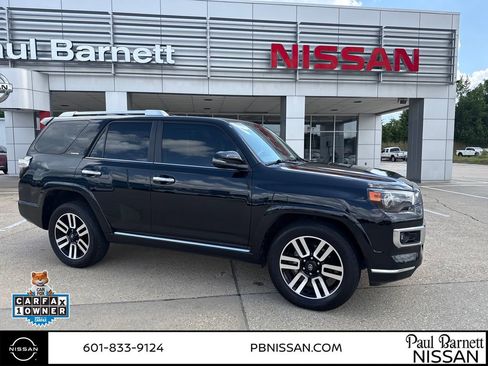 Used 2024 Toyota 4Runner Limited RWD image 8
