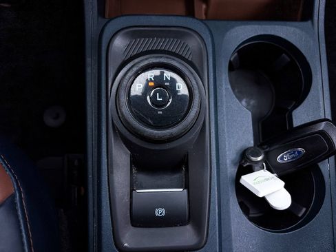 Used 2022 Ford Maverick Lariat w/ Lariat Luxury Package FWD image 31