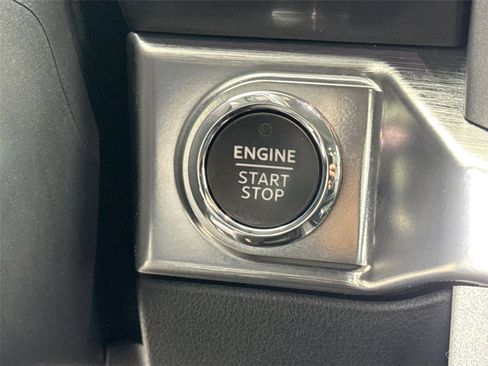 Used 2023 Ford F150 Lariat w/ Equipment Group 502A High image 20