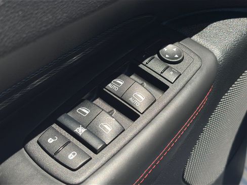 Used 2024 Dodge Durango GT AWD/4WD image 16
