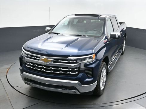 Used 2022 Chevrolet Silverado 1500 LTZ w/ LTZ Premium Package image 35