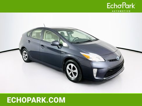 Used 2014 Toyota Prius Four image 1