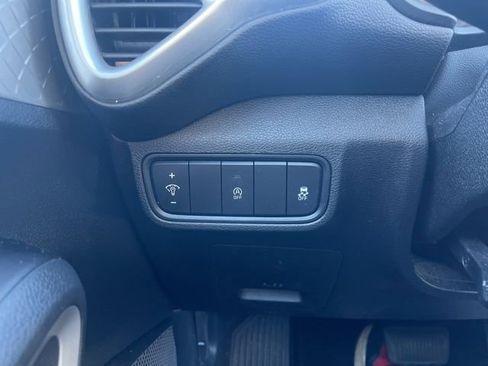 Used 2020 Kia Soul LX image 18