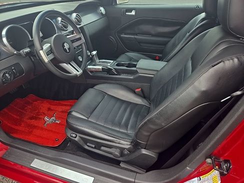 Used 2006 Ford Mustang GT Premium RWD image 18