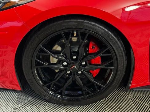 Used 2024 Chevrolet Corvette Stingray image 13