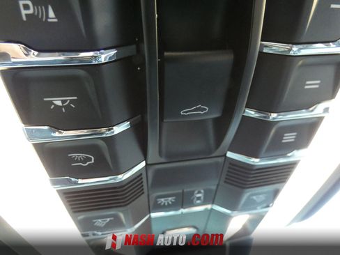 Used 2015 Porsche Macan S AWD/4WD image 65