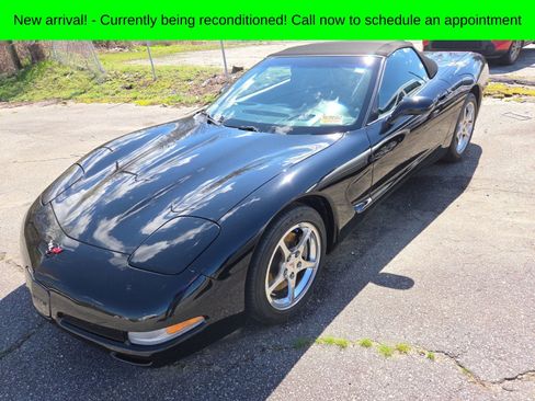 Used 2001 Chevrolet Corvette Convertible w/ Preferred Equipment Group2 image 11