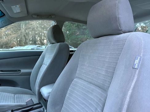 Used 2005 Toyota Camry LE image 14