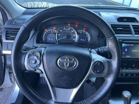 Used 2013 Toyota Camry SE image 18
