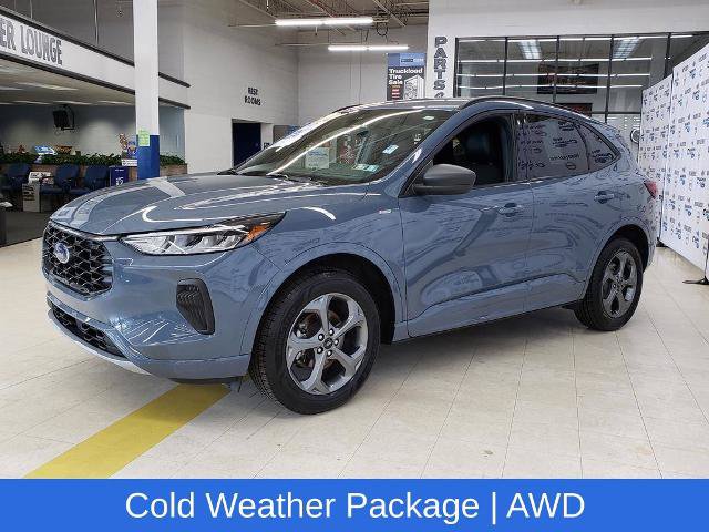 Certified 2024 Ford Escape ST-Line w/ Tech Pack #1 AWD/4WD image 3