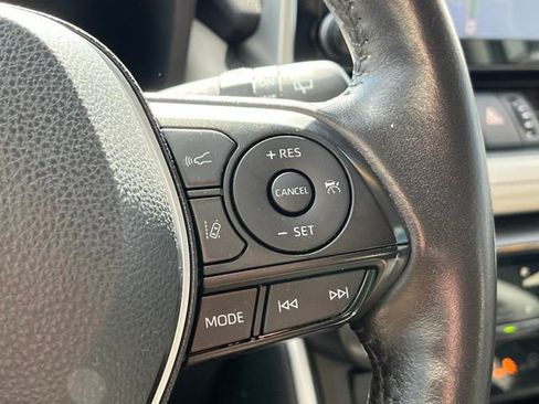 Used 2019 Toyota RAV4 Limited w/ Limited Grade Weather Package image 32