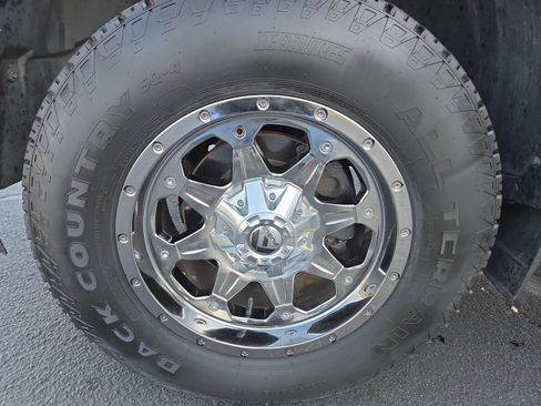 Used 2011 Chevrolet Silverado 1500 LTZ w/ Max Trailering Pack image 12