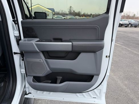 Used 2025 Ford F150 Lightning Flash image 18