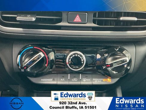 Used 2023 Hyundai Kona SEL w/ Cargo Package AWD/4WD image 25