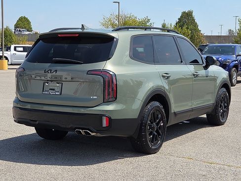 Used 2025 Kia Telluride AWD image 5