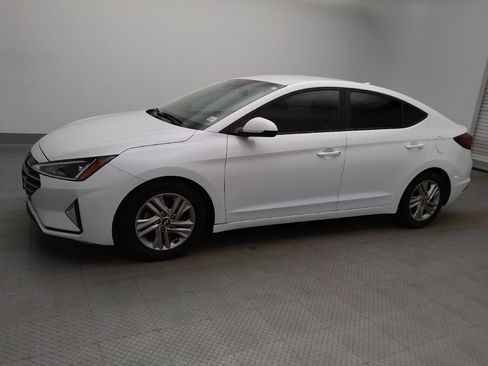 Used 2019 Hyundai Elantra SEL w/ Cargo Package FWD image 2