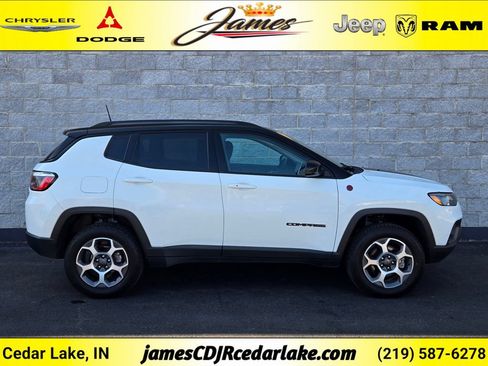 Used 2022 Jeep Compass Trailhawk w/ Trailer Tow Group AWD/4WD image 6