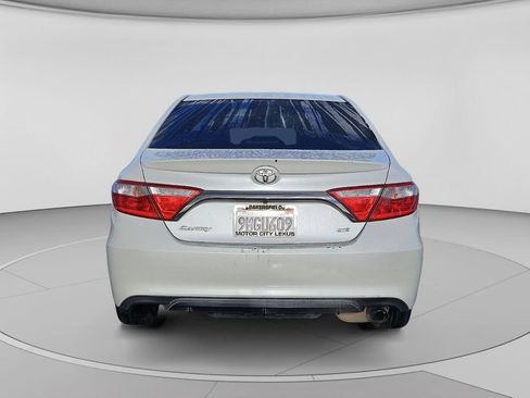Used 2016 Toyota Camry SE FWD image 17