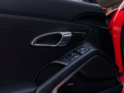 Certified 2017 Porsche 911 Carrera image 23